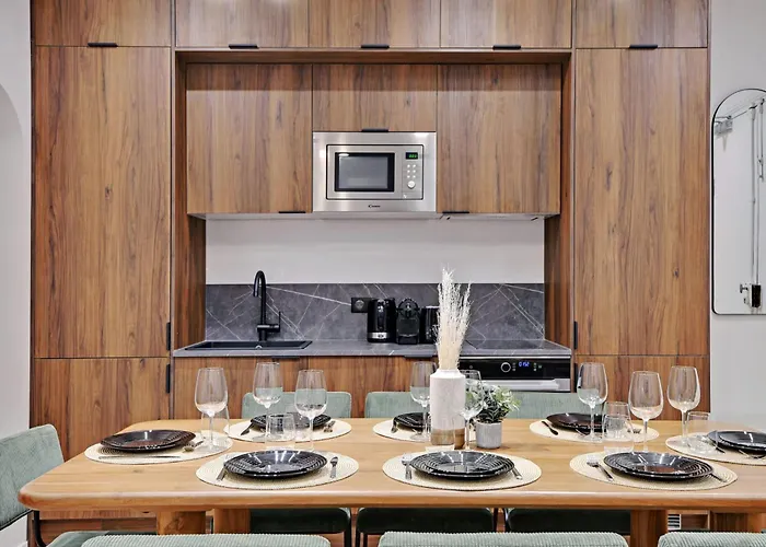Spacious Apartment - 3Bdr-6P
